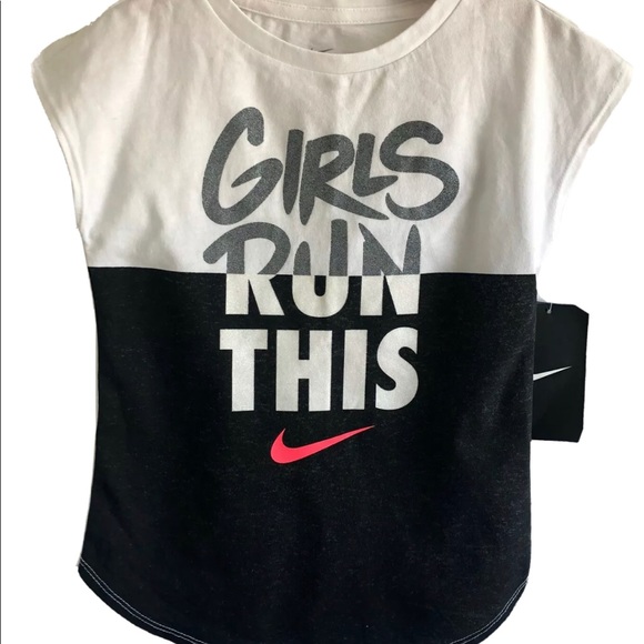 NIKE, Girls Run This Slim Fit T-Shirt Top - Picture 2 of 4